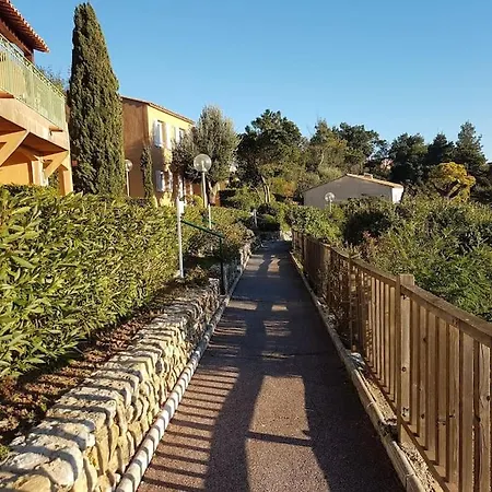 Le Petit Bonheur - Vue - Côte D'azur - 3p